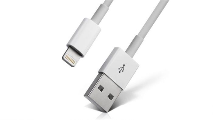 Кабель REAL-EL USB-Lightning 2m, White  (4743304104673)