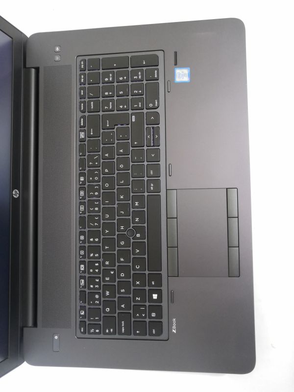 Ноутбук HP Zbook 17 G3 (HPZ17G3910) б.в