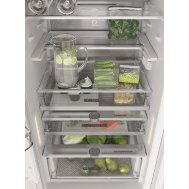 Вбудований холодильник Whirlpool WHC20 T593
