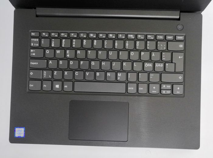 Ноутбук Lenovo V130-14IKB (81HQ00MMMX) б.в
