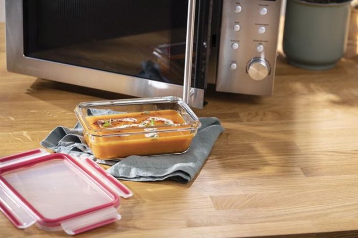 Форма універсальна з кришкою Tefal MasterSeal glass 0.7 л (N1040610)