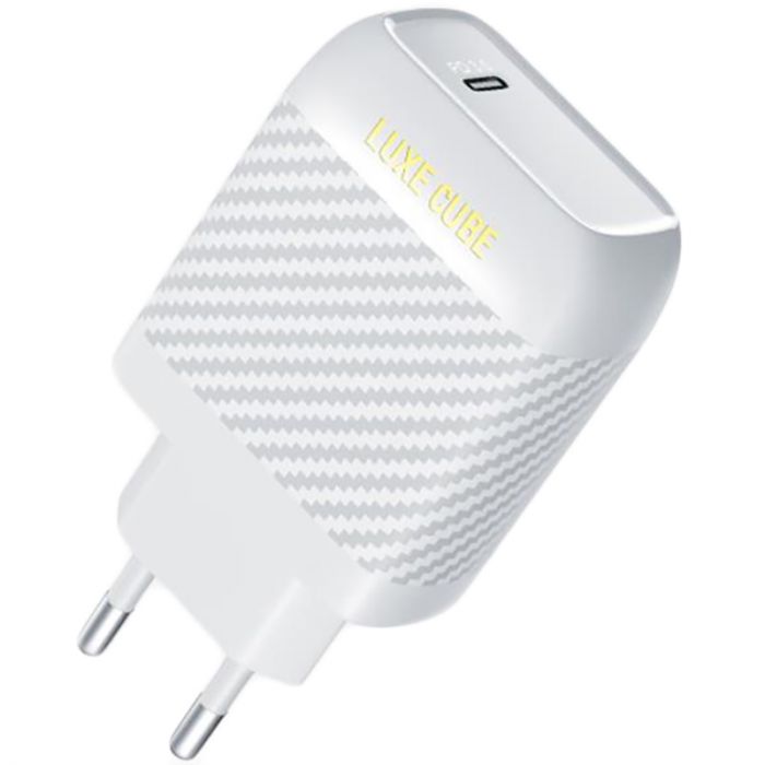 Мережевий зарядний пристрій Luxe Cube Dynamic 18W (1USBх3A) White (4446689880643)