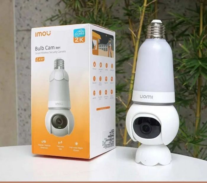 IP-камера-лампочка Imou IPC-S6DP-5M0WEB-E27