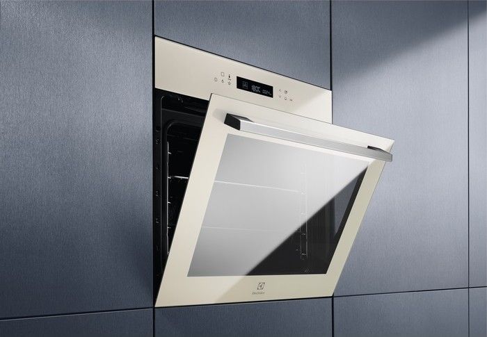 Духова шафа Electrolux LOE7C31S